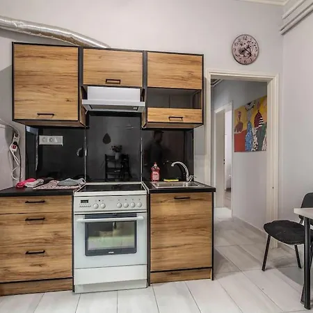 Sevalie Apt 5 Athens